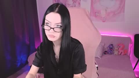 Snapshot of ophelia_amber chatting on 07/24/26, 02:09 Ophelia online show from 07/24/26, 02:09
