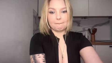 Ophelia online show from 12/13/25, 07:53