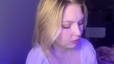 Ophelia online show from 12/20/25, 10:22