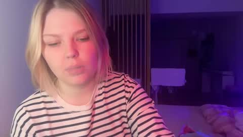 Ophelia online show from 12/21/25, 04:36