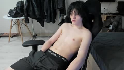 Bella and John online show from 03/21/26, 08:12