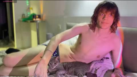 Justin online show from 03/03/26, 01:34