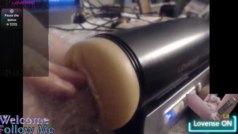 Snapshot of ordinaryhero chatting on 02/27/25, 10:26 CrazyCumDude online show from 02/27/25, 10:26