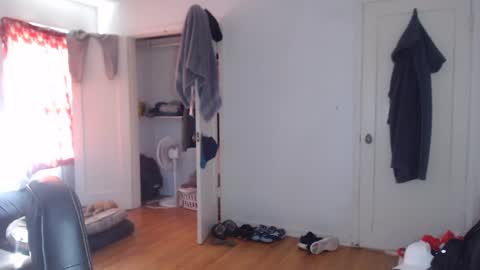 Snapshot of oregon87 chatting on 02/27/25, 10:09 The Oregon Lumberjack online show from 02/27/25, 10:09