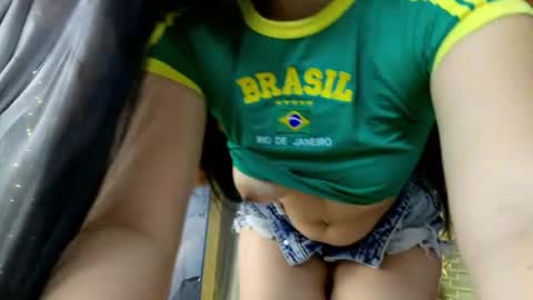 Snapshot of oriana__03 chatting on 05/31/26, 12:23 Oriana online show from 05/31/26, 12:23
