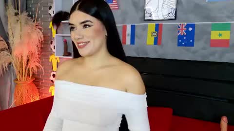 Snapshot of oriana__03 chatting on 07/12/26, 12:29 Oriana online show from 07/12/26, 12:29