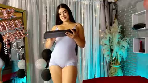 Snapshot of oriana__03 chatting on 08/02/26, 12:25 Oriana online show from 08/02/26, 12:25