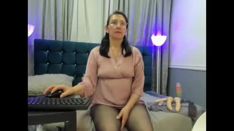 Snapshot of oriana_jhonson chatting on 05/27/26, 01:57 Oriana online show from 05/27/26, 01:57