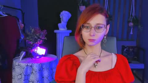 Orianna -  Hi Im into geek culture cosplay crafting LARP games. Shall we play DnD online show from 12/11/24, 06:52