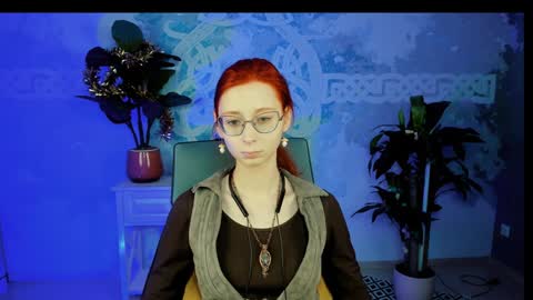 Orianna -  Hi Im into geek culture cosplay crafting LARP games. Shall we play DnD online show from 01/09/25, 01:02