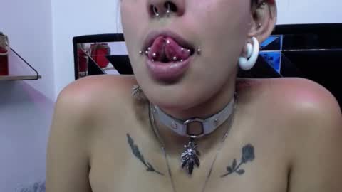 ORIANNA online show from 01/22/25, 09:02