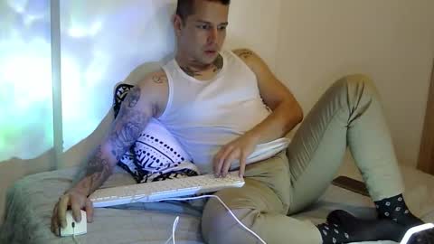 Snapshot of orienzo chatting on 02/28/26, 04:13 Orienzo online show from 02/28/26, 04:13