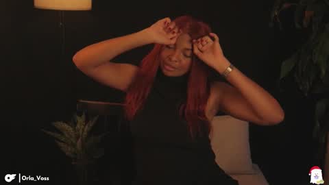 Snapshot of orla_voss chatting on 12/27/24, 04:15 Orla online show from 12/27/24, 04:15