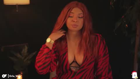 Snapshot of orla_voss chatting on 01/01/25, 02:30 Orla online show from 01/01/25, 02:30