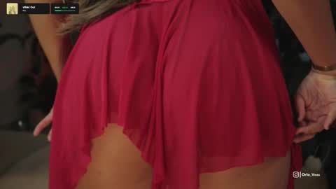 Snapshot of orla_voss chatting on 01/14/26, 01:44 Orla online show from 01/14/26, 01:44