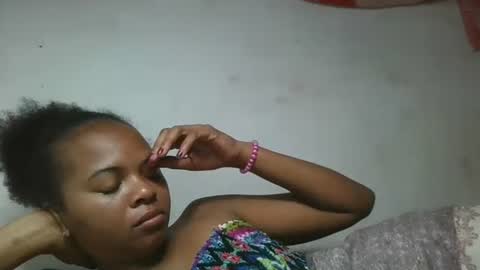 ornellahhh online show from 11/03/25, 01:19