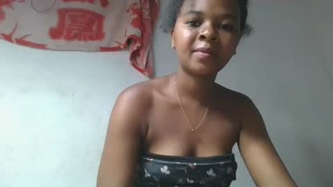 ornellahhh online show from 11/21/25, 02:54