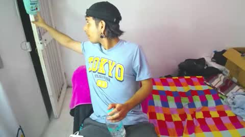 Snapshot of orus_420 chatting on 10/30/25, 07:43 orus_420 online show from 10/30/25, 07:43