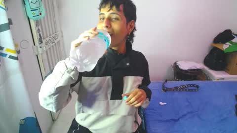 Snapshot of orus_420 chatting on 11/01/25, 09:22 orus_420 online show from 11/01/25, 09:22