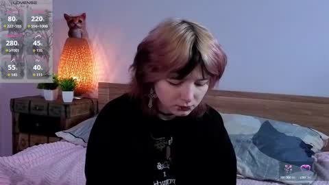 Snapshot of orvacurington chatting on 10/15/25, 05:46 Ashley online show from 10/15/25, 05:46