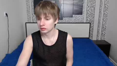 Snapshot of oscar_bell chatting on 01/26/25, 08:45 Oscar online show from 01/26/25, 08:45