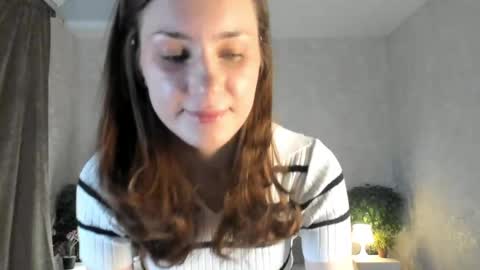 Snapshot of oscarheberle chatting on 05/14/26, 04:58 Jess online show from 05/14/26, 04:58