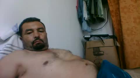 oscarjhe3512 online show from 02/05/26, 02:16