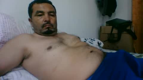 oscarjhe3512 online show from 03/17/26, 02:16