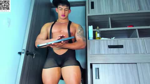 Snapshot of oskar_ford21 chatting on 09/11/25, 04:01 Oskar Ford NEW ACCOUNT online show from 09/11/25, 04:01