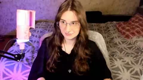 Leliana online show from 08/06/26, 10:55