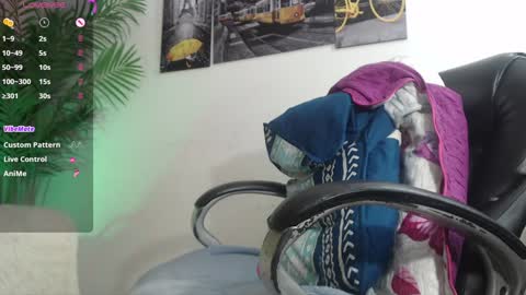 Snapshot of oso_gael chatting on 01/10/25, 08:37 Bear Gael online show from 01/10/25, 08:37