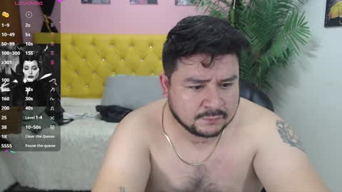 Snapshot of oso_gael chatting on 01/15/25, 05:26 Bear Gael online show from 01/15/25, 05:26