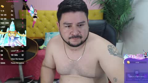 Snapshot of oso_gael chatting on 02/06/25, 05:30 Bear Gael online show from 02/06/25, 05:30