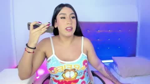 Maria   online show from 02/10/25, 03:32