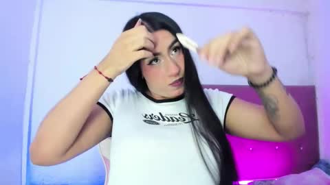 Maria   online show from 12/01/25, 12:21