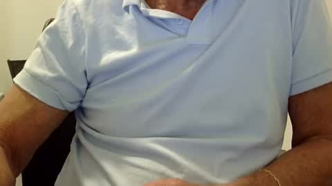 Snapshot of ossibottom chatting on 05/10/26, 06:57 Ossi online show from 05/10/26, 06:57