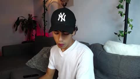 Snapshot of ostin_18hot chatting on 12/14/24, 01:28 ostin 18hot online show from 12/14/24, 01:28