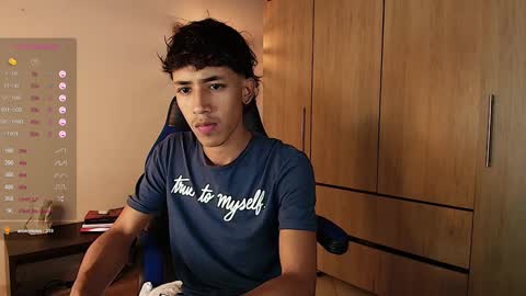 Snapshot of ostin_18hot chatting on 01/08/25, 01:11 ostin 18hot online show from 01/08/25, 01:11