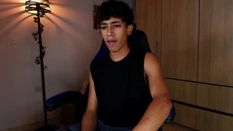 Snapshot of ostin_18hot chatting on 03/07/25, 02:25 ostin 18hot online show from 03/07/25, 02:25