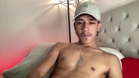 Snapshot of ostin_18hot chatting on 01/09/26, 04:04 ostin 18hot online show from 01/09/26, 04:04