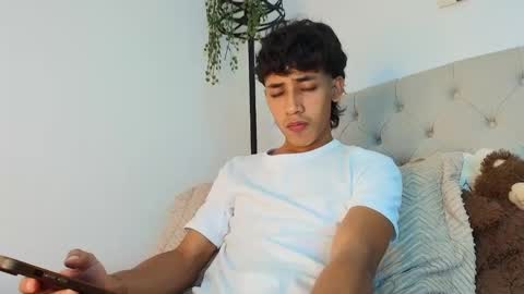 Snapshot of ostin_18hot chatting on 02/12/26, 04:29 ostin 18hot online show from 02/12/26, 04:29