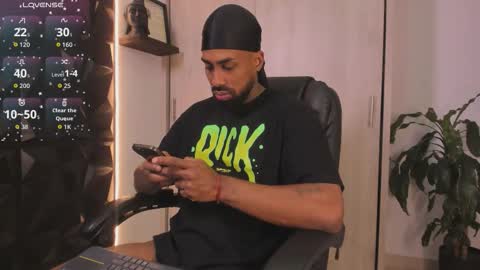 Snapshot of ostin_danielss chatting on 01/11/26, 12:26 Ostin Daniels online show from 01/11/26, 12:26