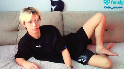 Snapshot of ostin_meoww chatting on 02/10/25, 07:04 Ostin online show from 02/10/25, 07:04