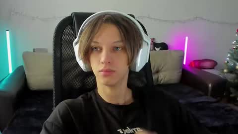 Ostin online show from 12/17/25, 06:30