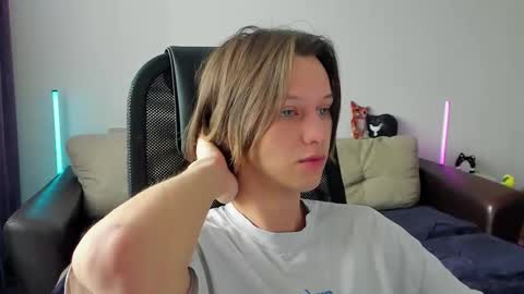 Ostin online show from 03/14/26, 06:19