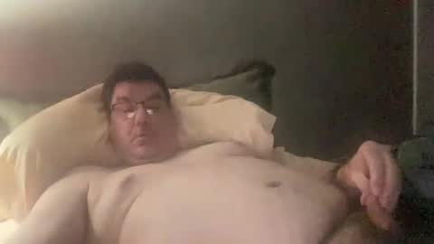 Snapshot of otter916 chatting on 02/03/25, 05:29 otter916 online show from 02/03/25, 05:29