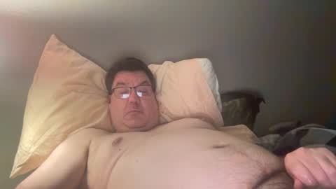 Snapshot of otter916 chatting on 02/16/25, 06:32 otter916 online show from 02/16/25, 06:32