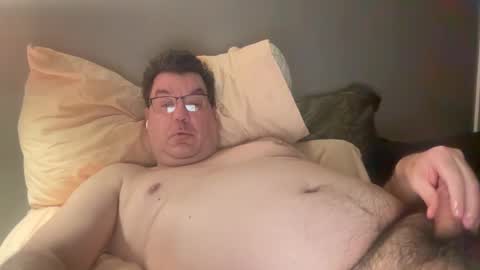 Snapshot of otter916 chatting on 02/20/25, 05:33 otter916 online show from 02/20/25, 05:33