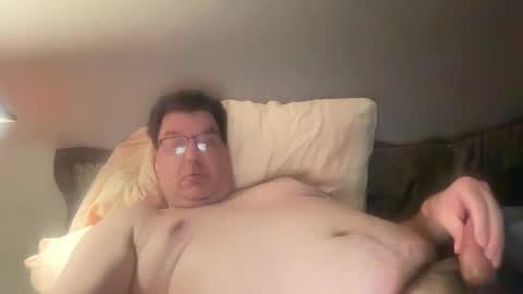 Snapshot of otter916 chatting on 02/27/25, 05:24 otter916 online show from 02/27/25, 05:24