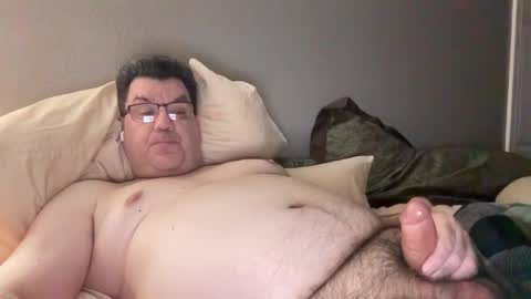 Snapshot of otter916 chatting on 06/06/26, 05:01 otter916 online show from 06/06/26, 05:01